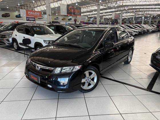 HONDA CIVIC 1.8 LXS 16V FLEX 4P AUTOMÁTICO HONDA CIVIC 1.8 LXS 16V FLEX 4P AUTOMÁTICO